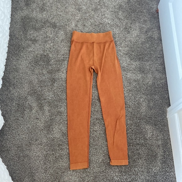 leggings - Picture 2 of 2